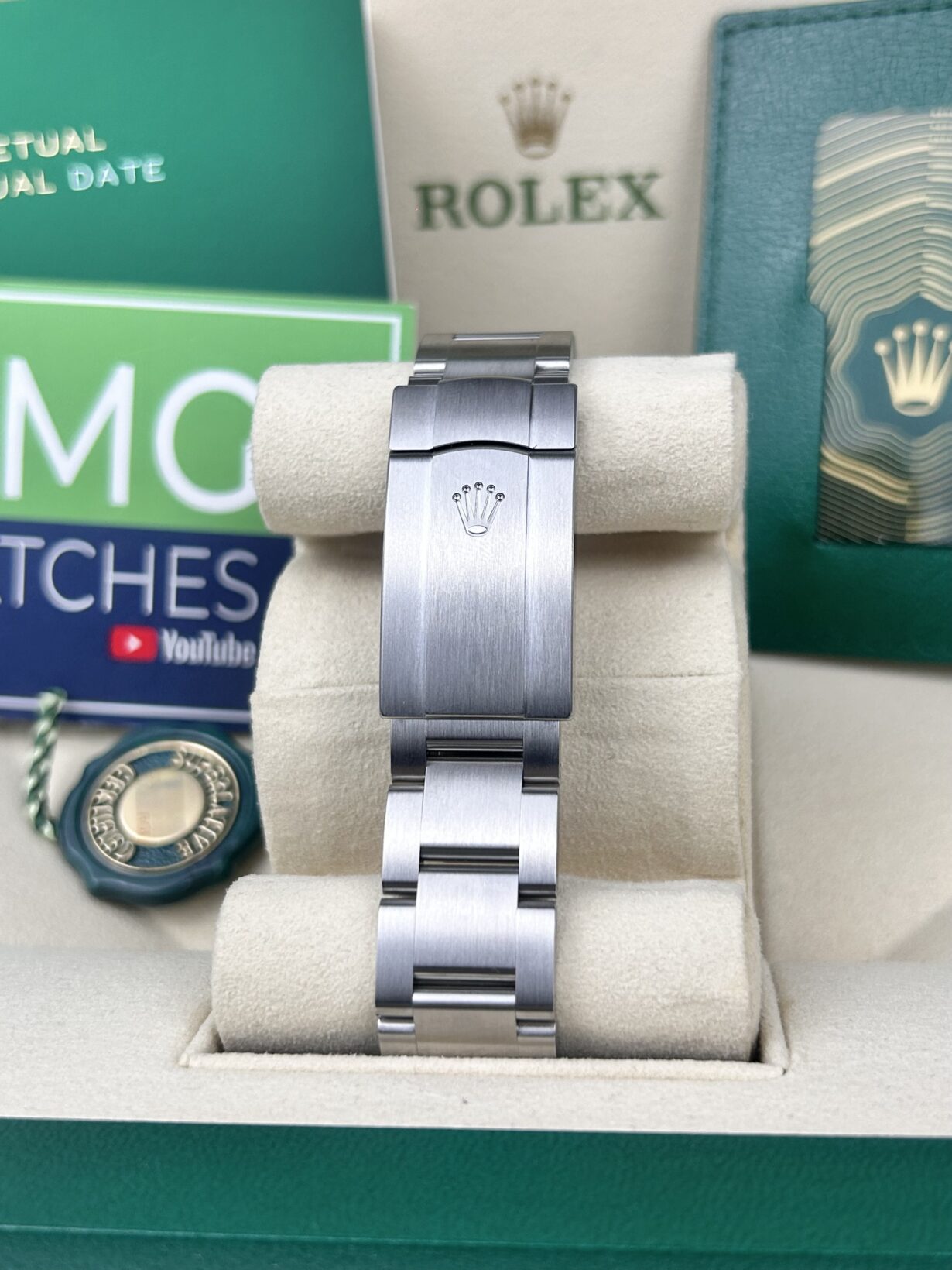 Rolex Oyster Perpetual – Green Dial –